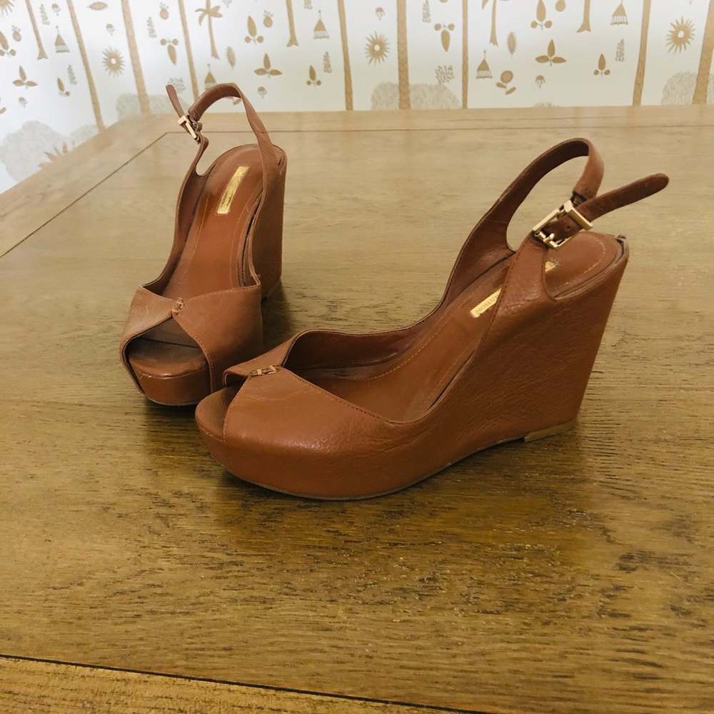 BCBGeneration Wedge Heels Cognac